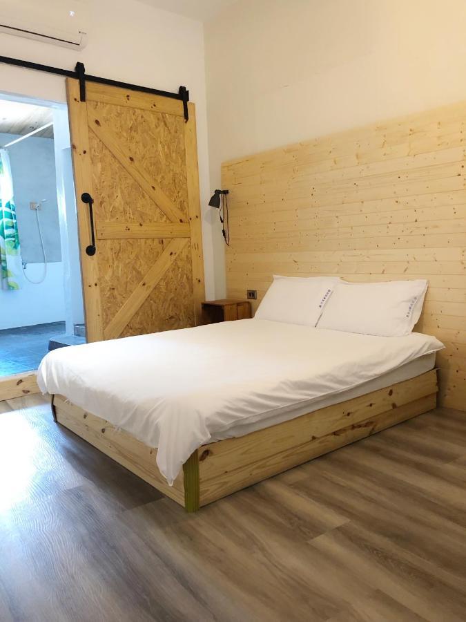 男子漢青年旅店 Manzhou Exteriör bild
